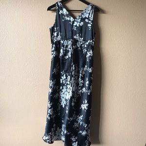 GAP 100% Silk Black Flowers Maternity Dress